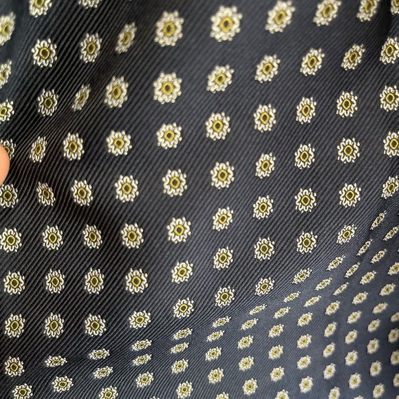 NWOT JCrew navy sheath dress with small print flowers. Size 6. Work/casual. - Picture 9 of 9